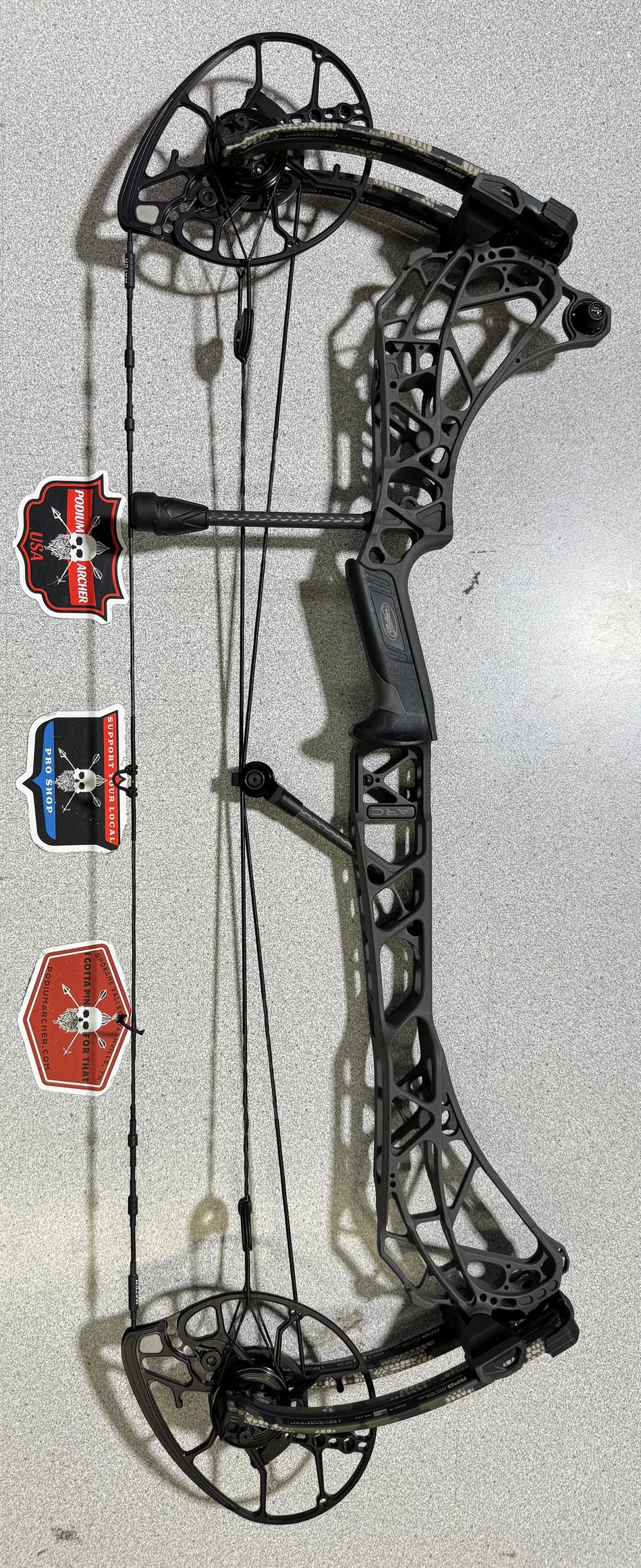 MATHEWS ARC 30 - RH/SHALE/80 - 6645 - USED BOW