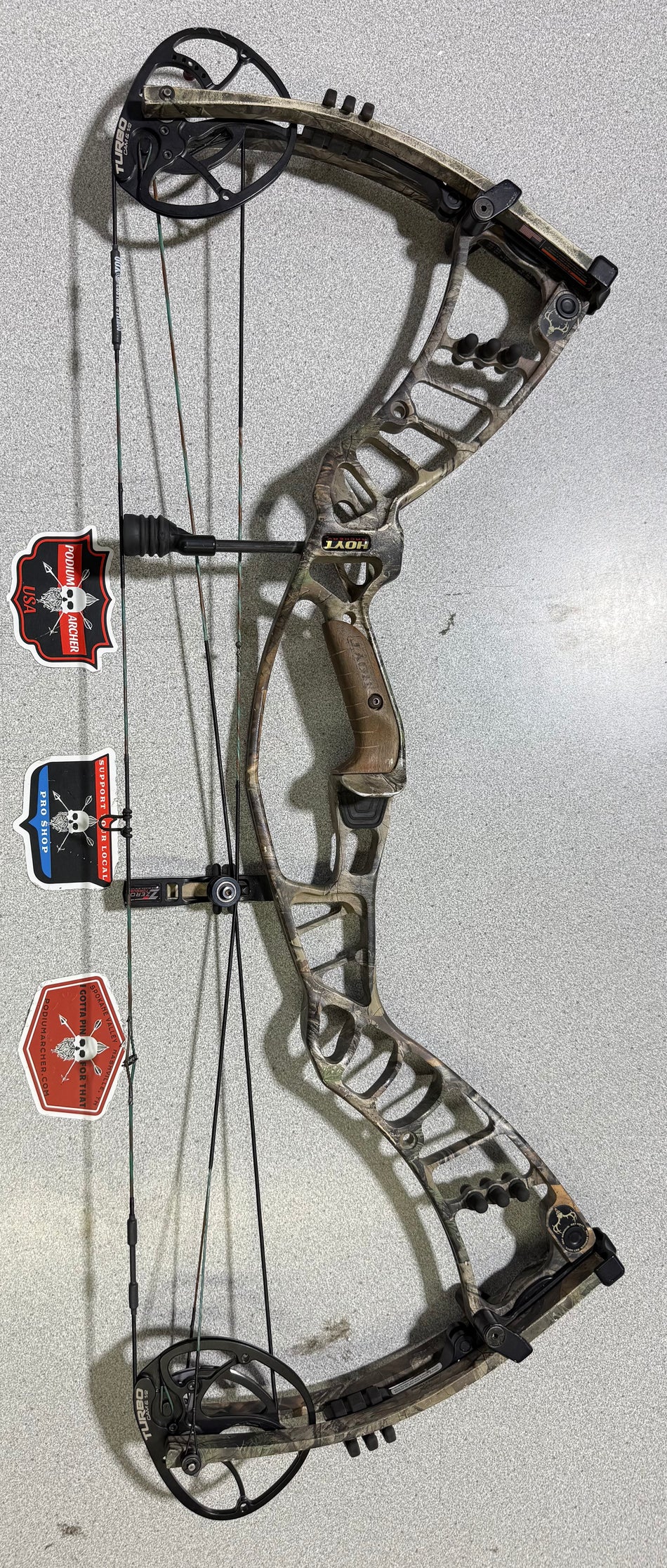 HOYT NITRUM TURBO - RH/REALTREE/70- 1783 - USED