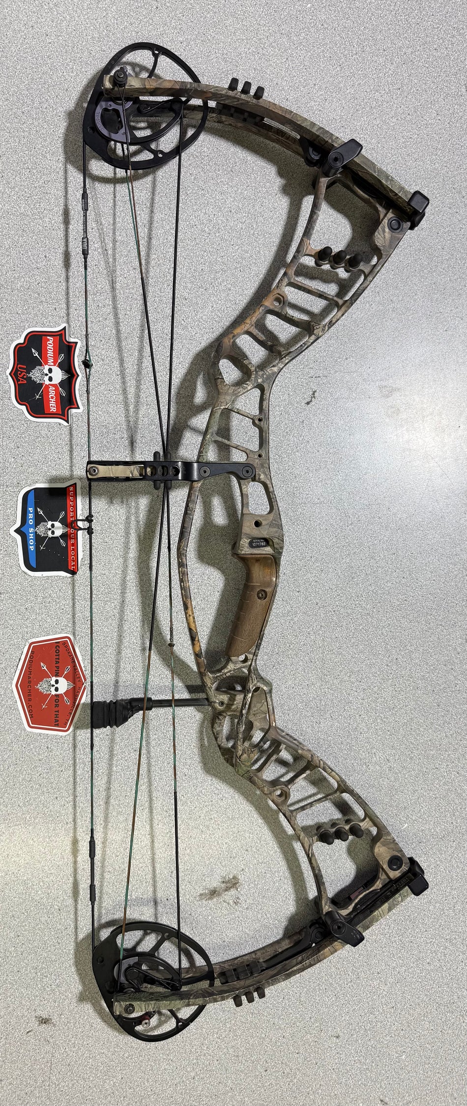 HOYT NITRUM TURBO - RH/REALTREE/70- 1783 - USED
