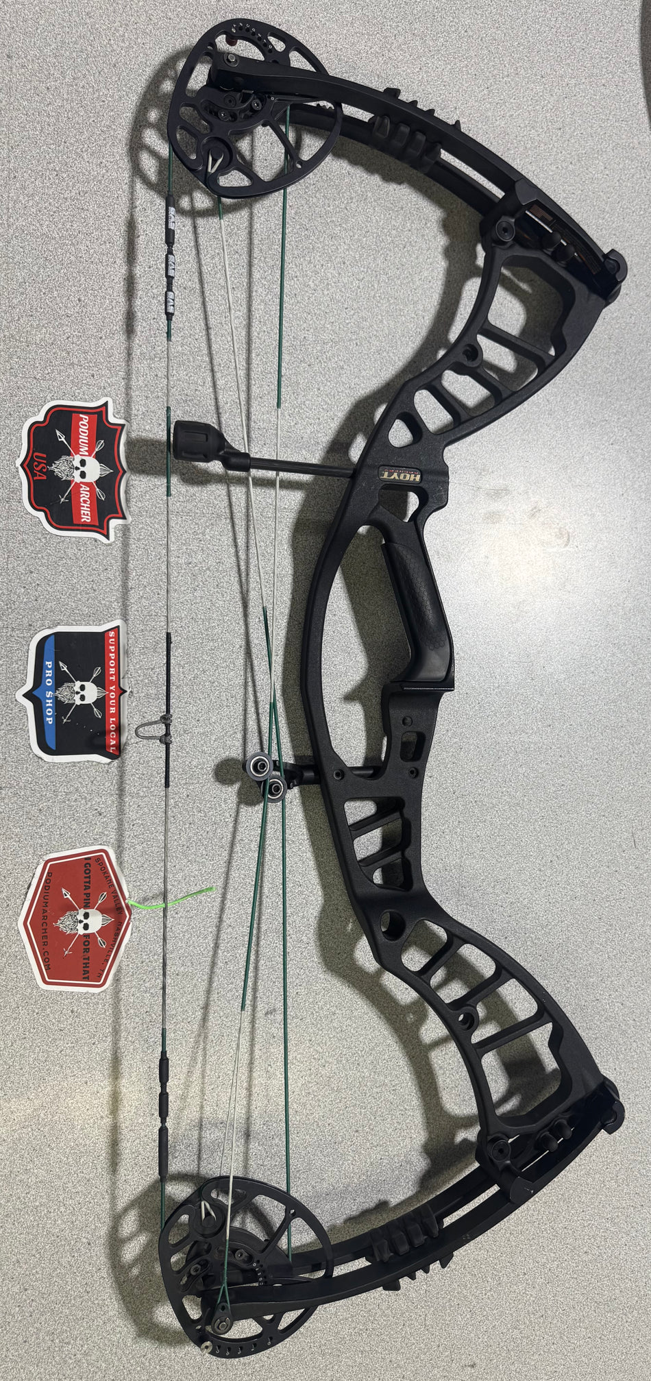 HOYT NITRIX - RH/BLACK/70- 0215 - 1 - USED