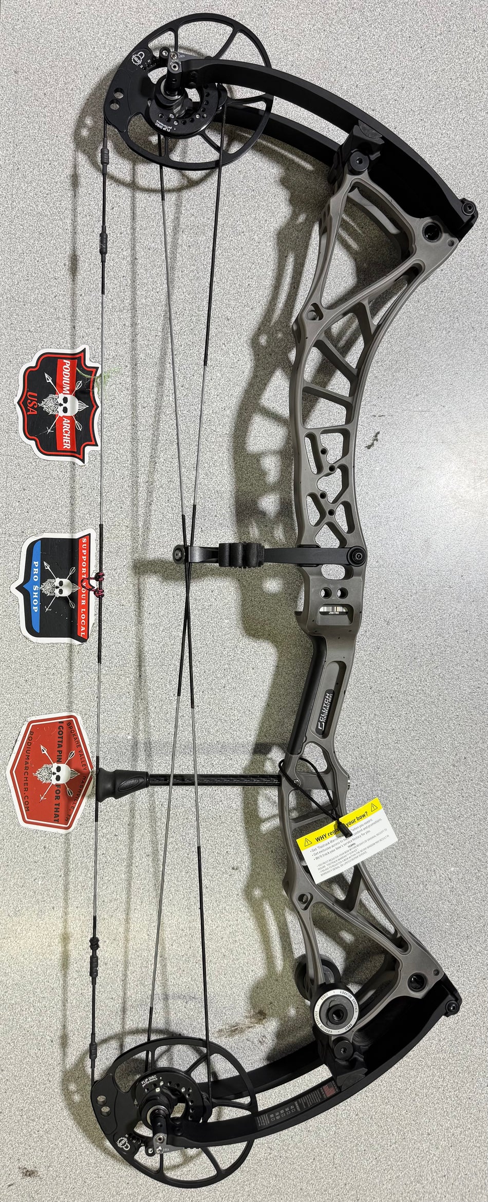 BOWTECH COMMANDER - RH/GREY/70-8786-USED BOW