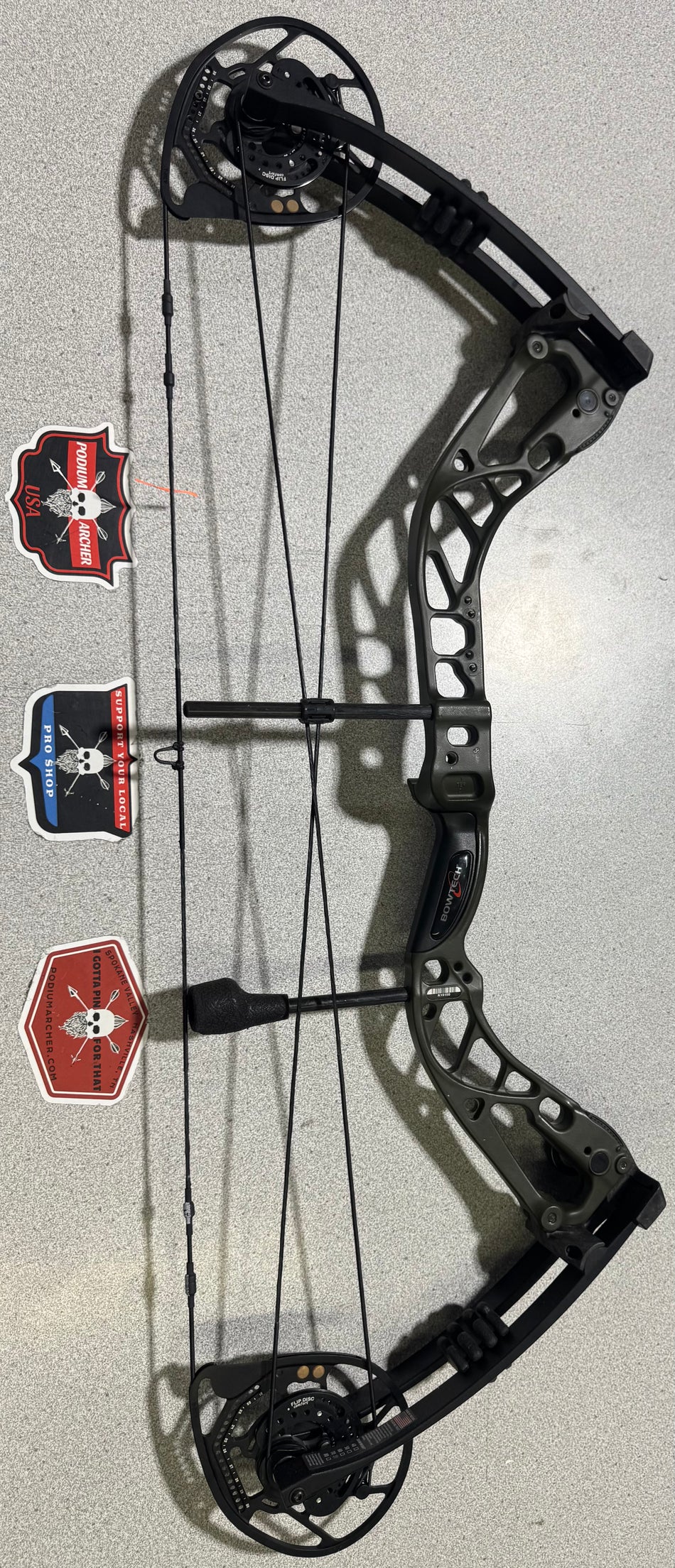 BOWTECH AMPLIFY - RH/BLACK/70 -5150- USED BOW