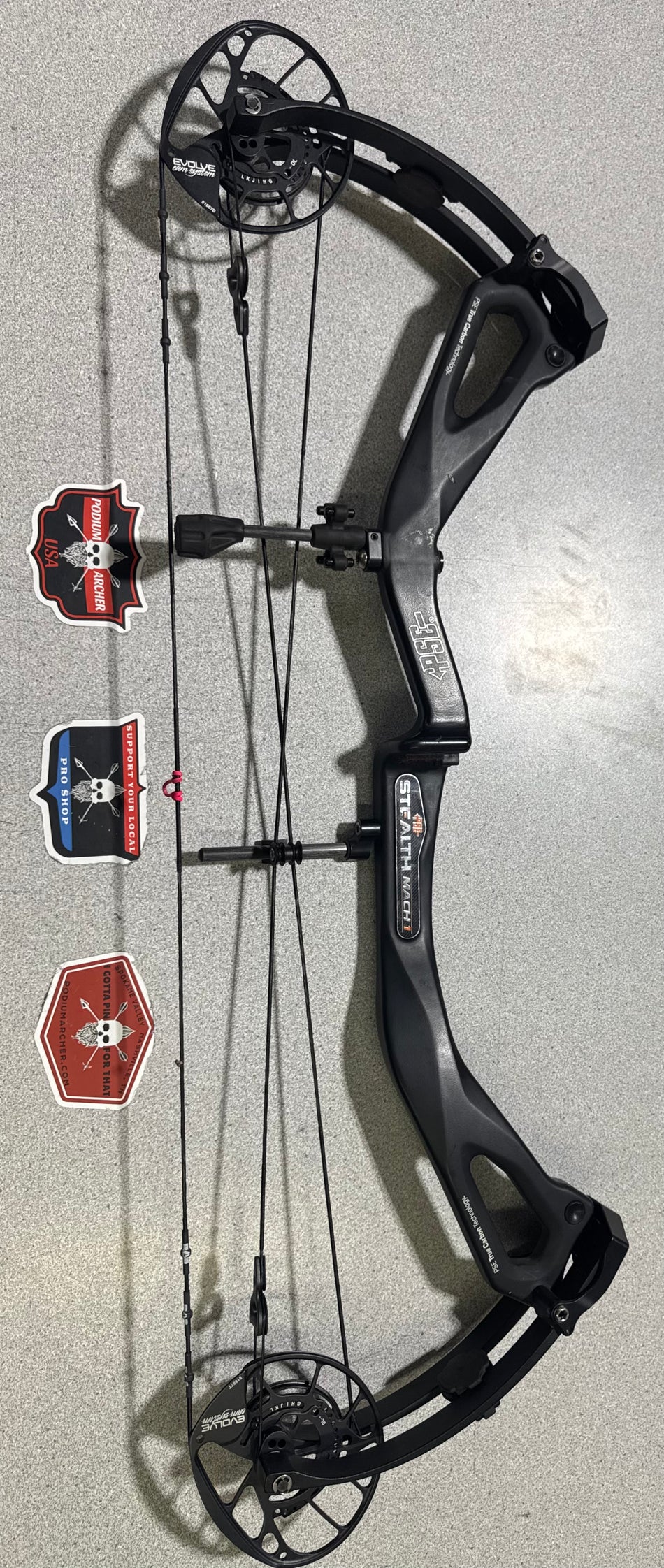 PSE Stealth Carbon Air 33 - RH/BLACK/70 -9615- USED BOW