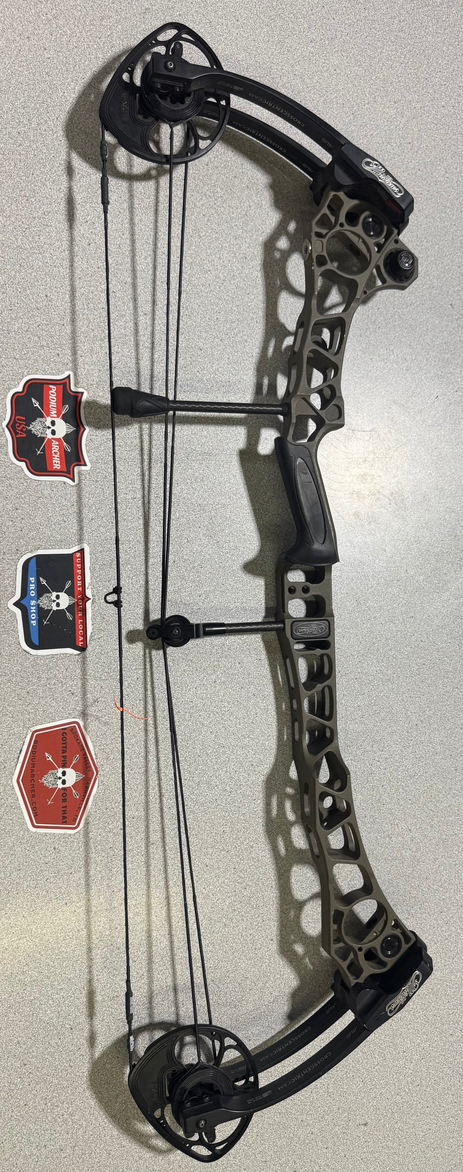 MATHEWS TRX 34 - RH/AMBUSH/60 -7060- USED BOW