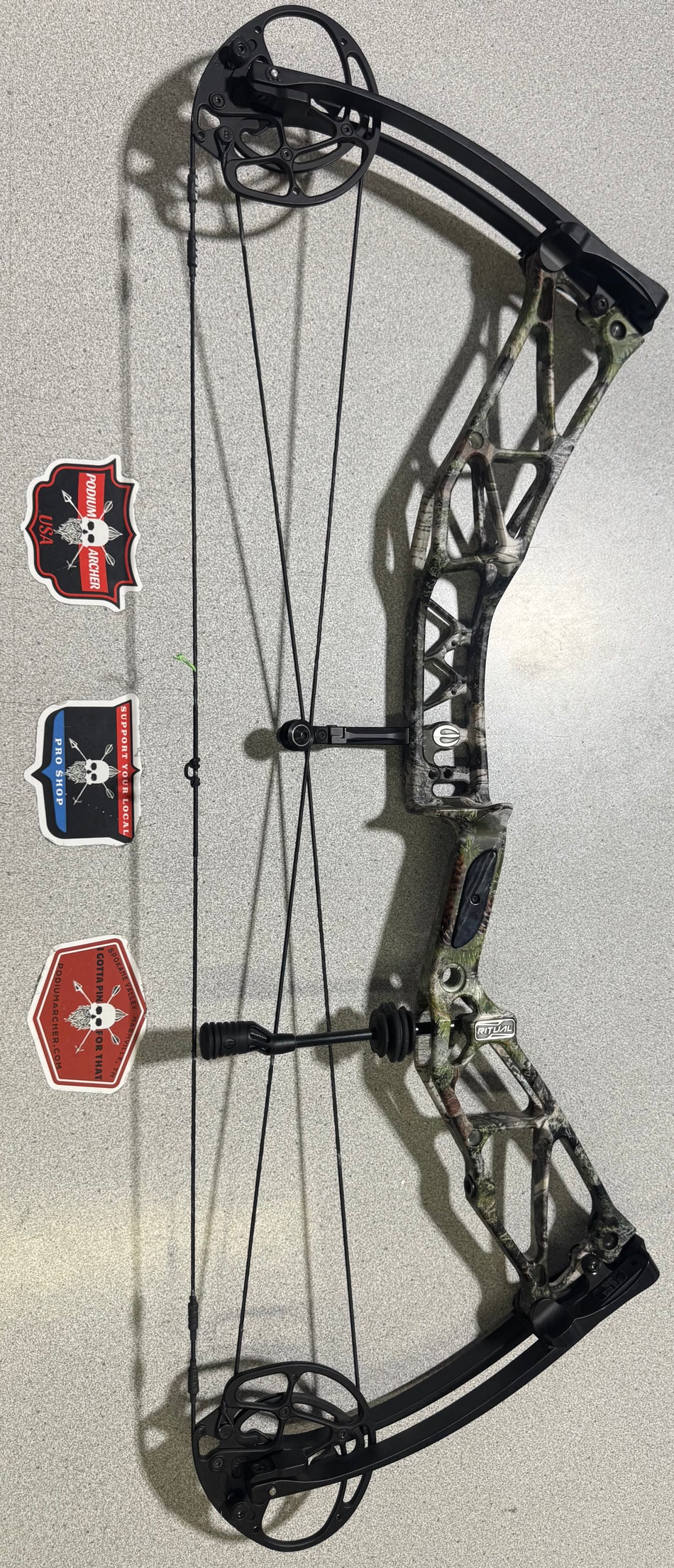 ELITE RITUAL 33 - LH/CAMO/70 - 4382- USED BOW