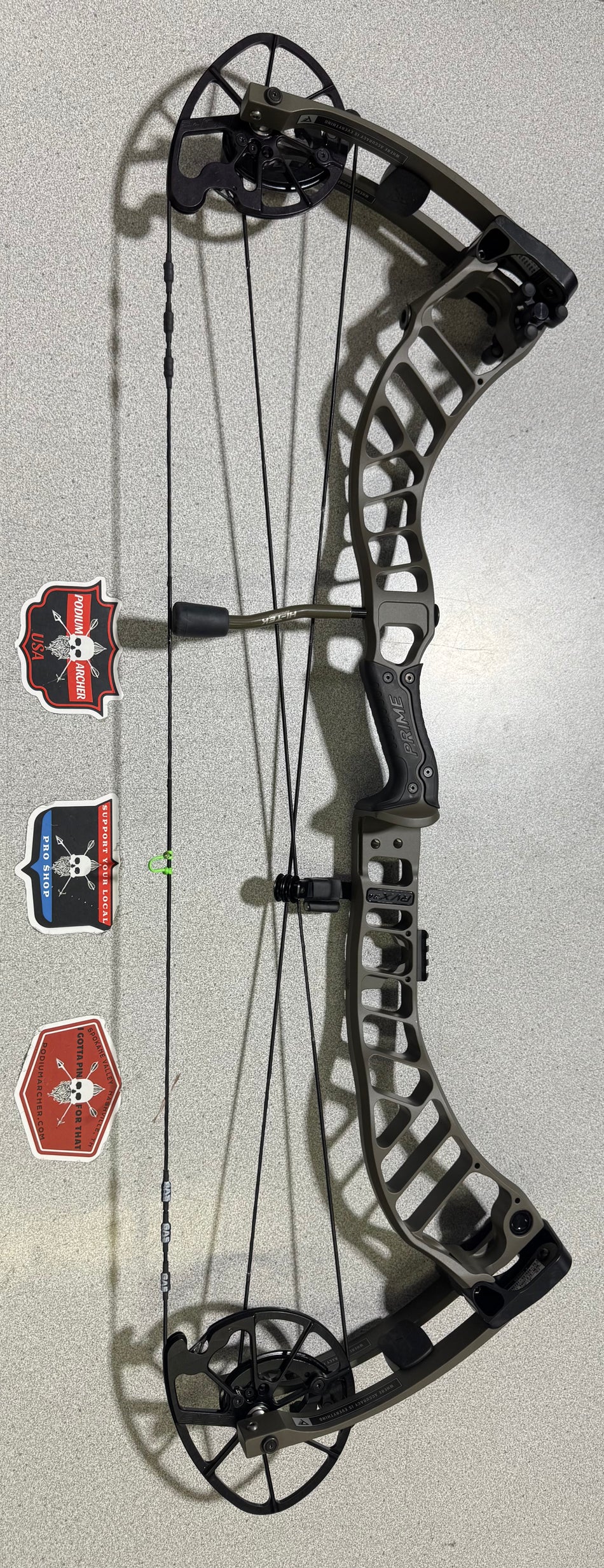PRIME RVX 34 - RH/GREEN/70 -0731- USED BOW