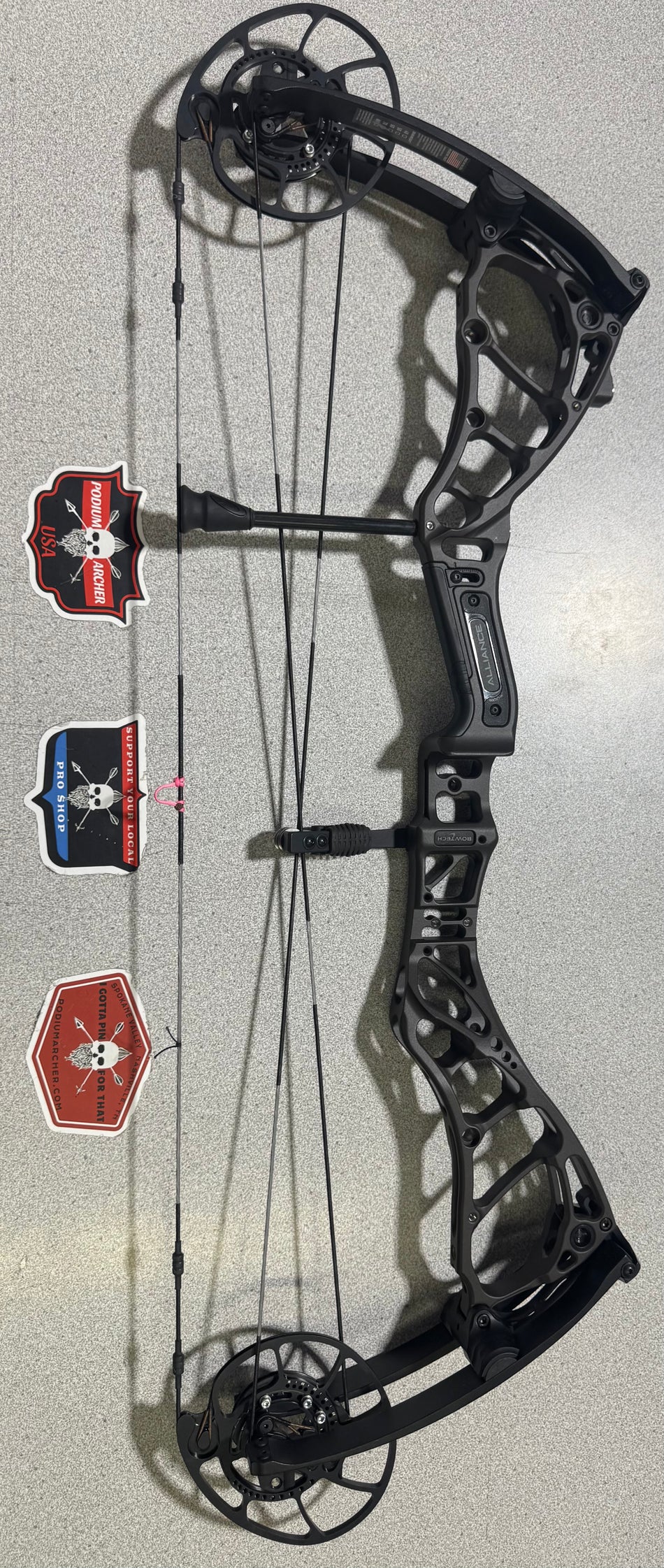BOWTECH ALLIANCE 30.5 - RH/GRAY/70 -1183- USED BOW