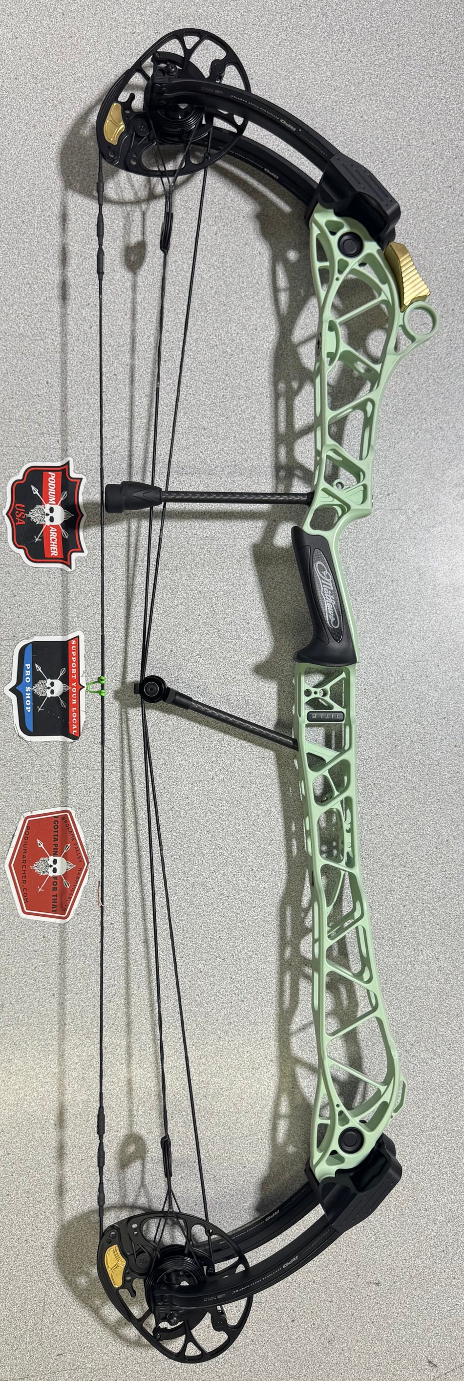 MATHEWS TITLE 38 GEN 1 - RH/MINT/70 -1811- USED BOW