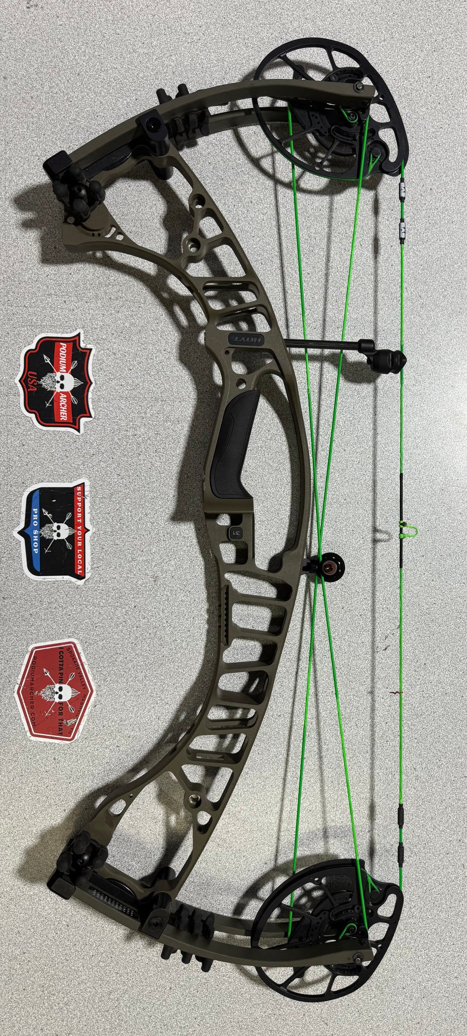 HOYT VTM 31 - LH/WILDERNESS/70 - #HVTM31LHWG- USED BOW