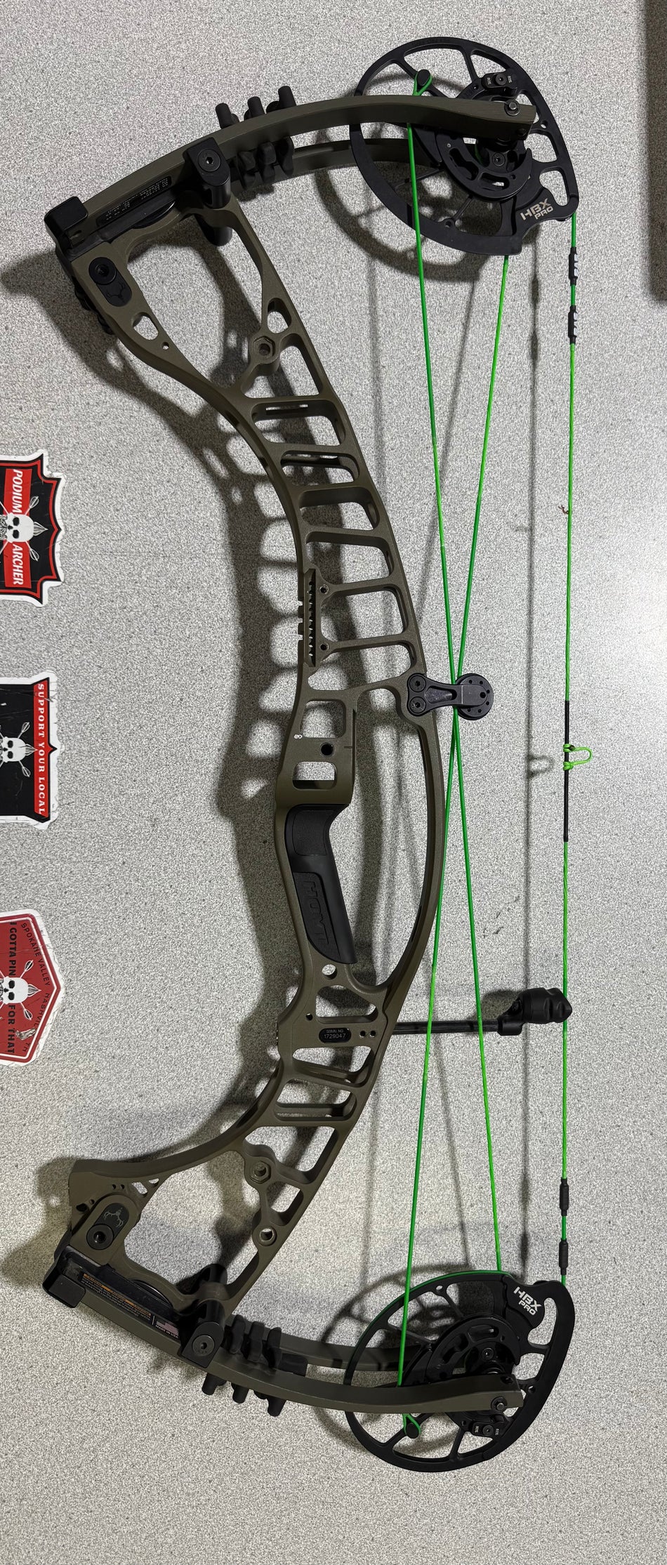 HOYT VTM 31 - LH/WILDERNESS/70 - #HVTM31LHWG- USED BOW