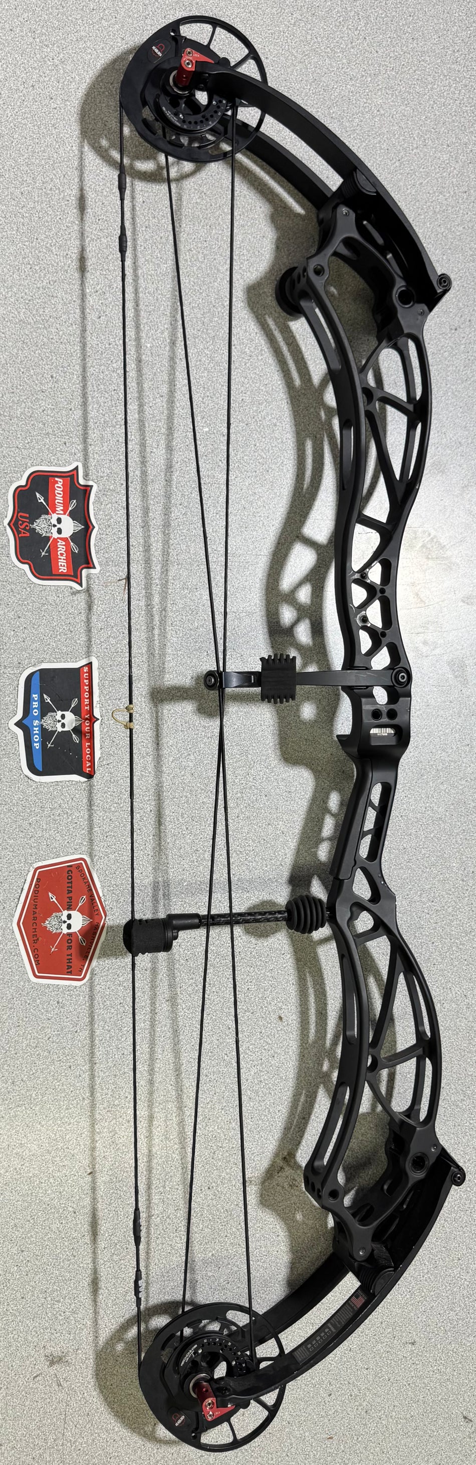 BOWTECH RECKONING GEN 1 38 - RH/BLACK/70 - 7999 - USED BOW