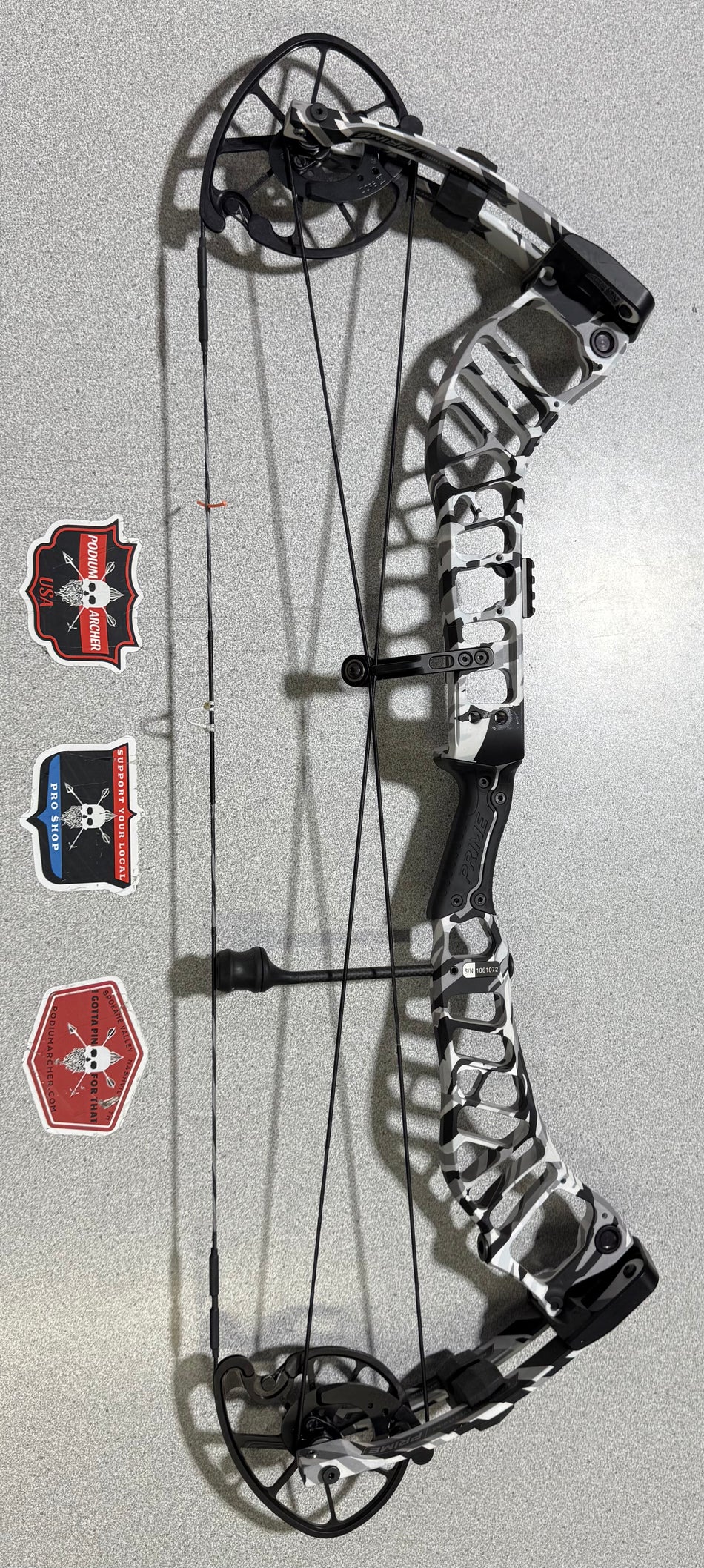PRIME RVX+ 32 - RH/SUMMIT SCAR/70 - #PR32SS70-1 - USED BOW!!!