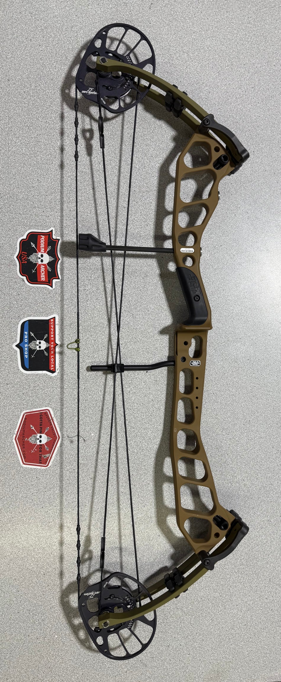 PSE DRIVE NXT - RH/CLAY BROWN/70 - PDNRHCB70-1 - USED BOW!!!