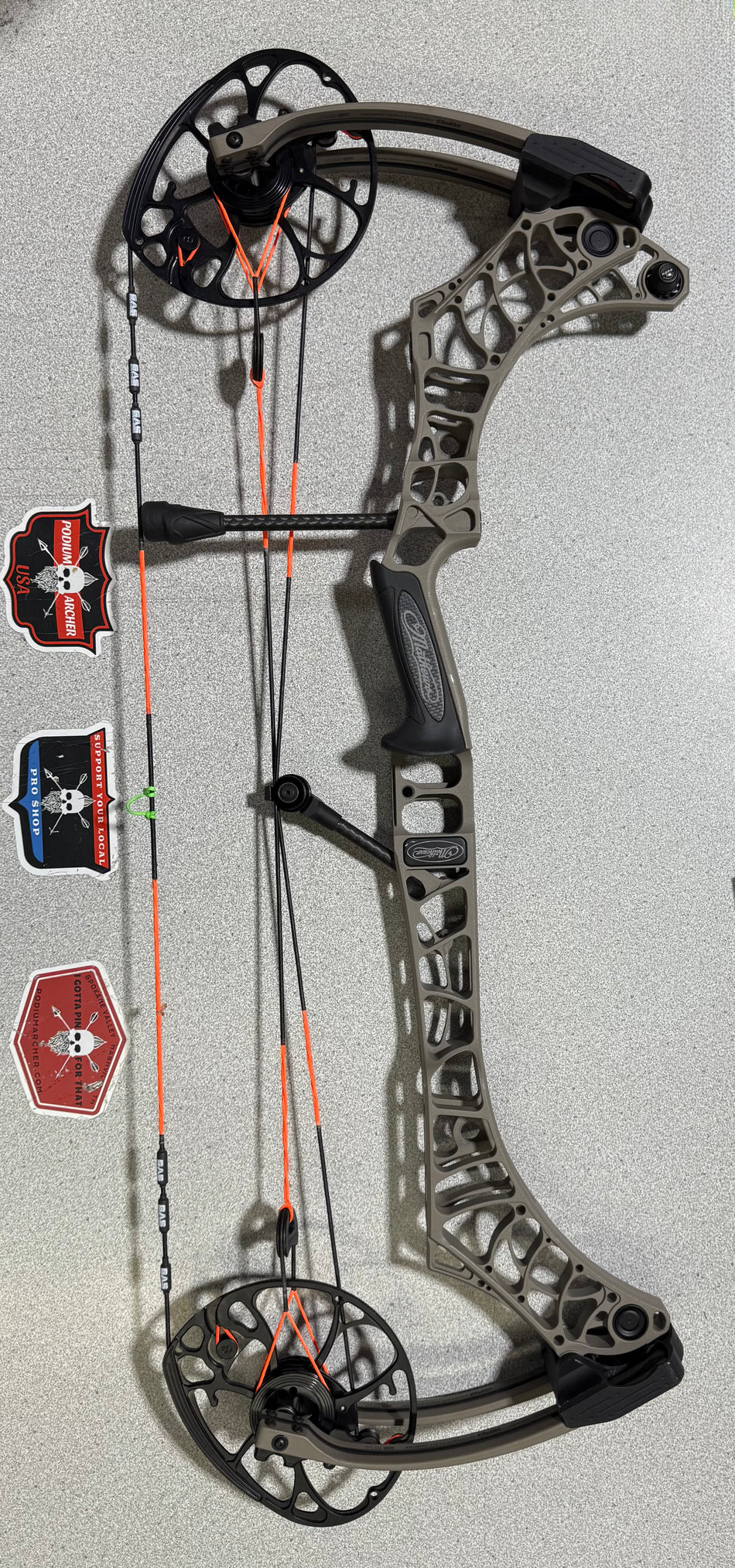 MATHEWS PHASE 4 29 - RH/GRANITE/60 - MP4RH29G60-1 - USED BOW!