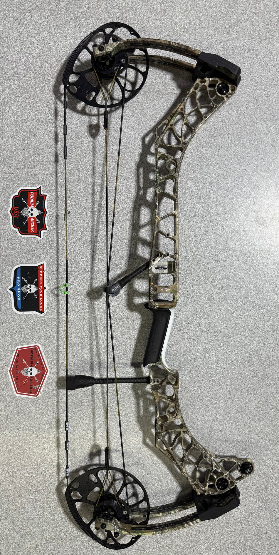 MATHEWS V3 31 - RH/REALTREE/60-75# - MV331RHRT670-2 - USED BOW