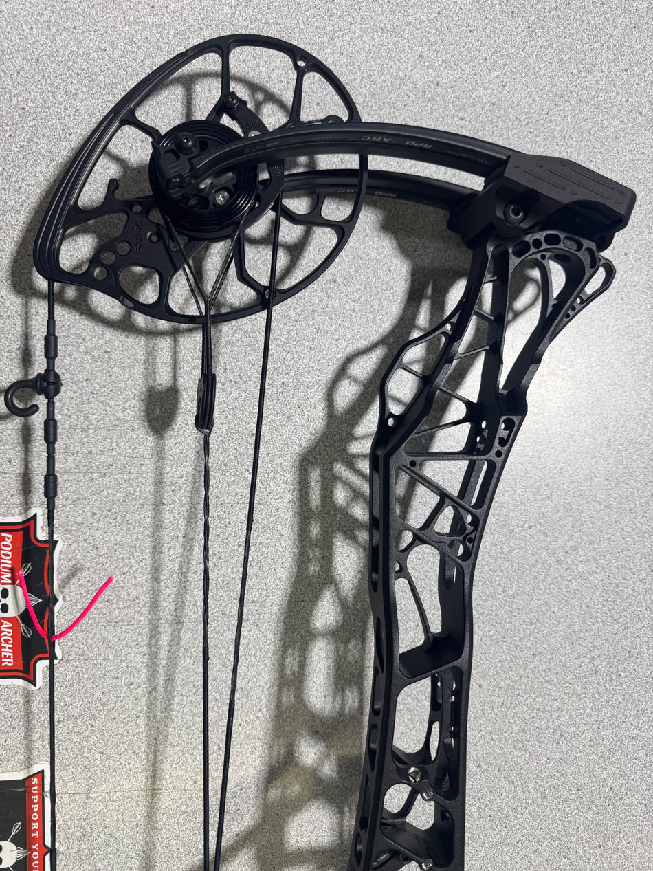 MATHEWS LIFT X 29.5 - RH/BLACK/80 - MLXRH295B80-1 - USED BOW!!!