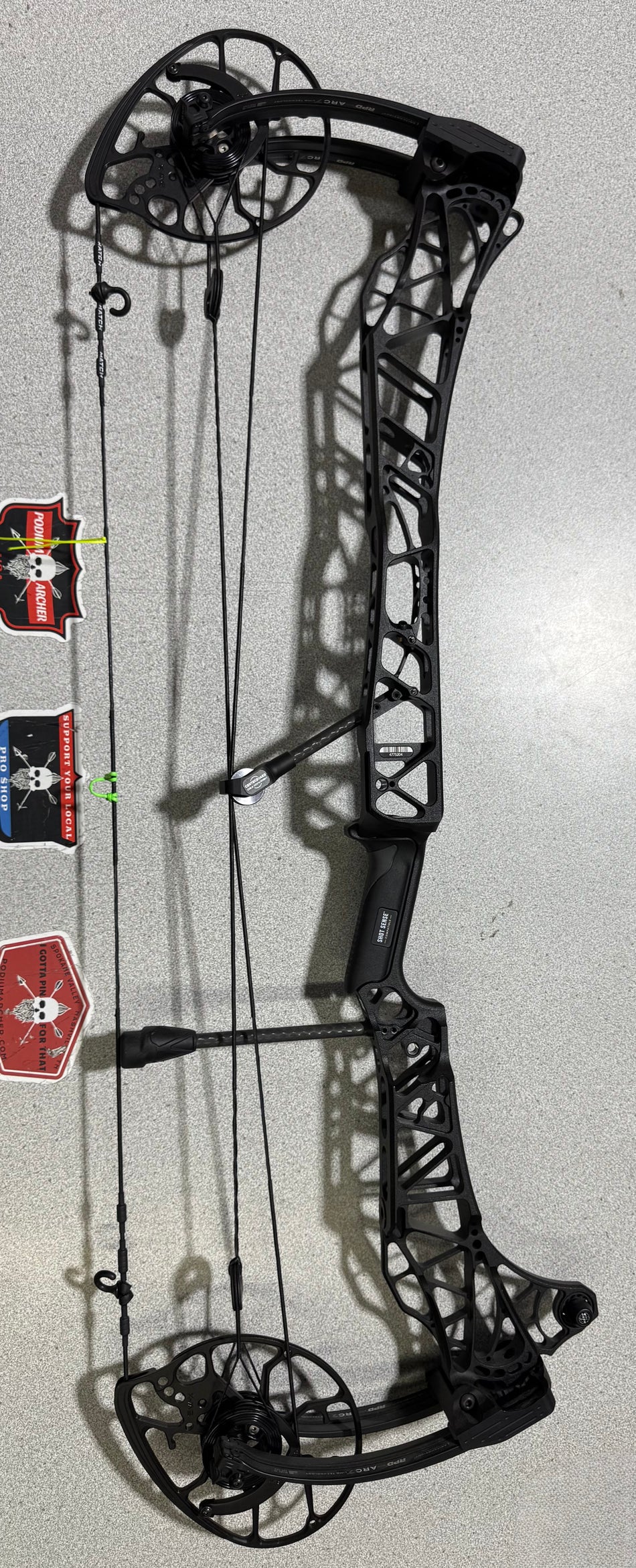 MATHEWS LIFT X 33 - RH/BLACK/55-80 - MLX33RHBL5580-1 - USED BOW