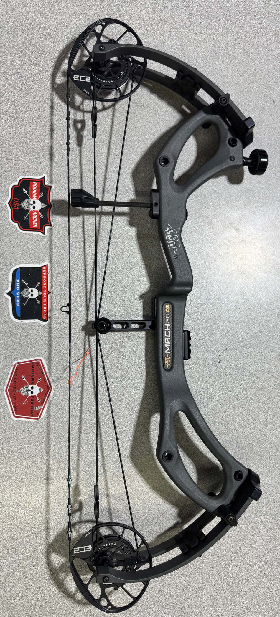 PSE MACH 30 DS - RH/GRAY/70 - RHPSEM30DS70 - 4 - USED BOW!!!