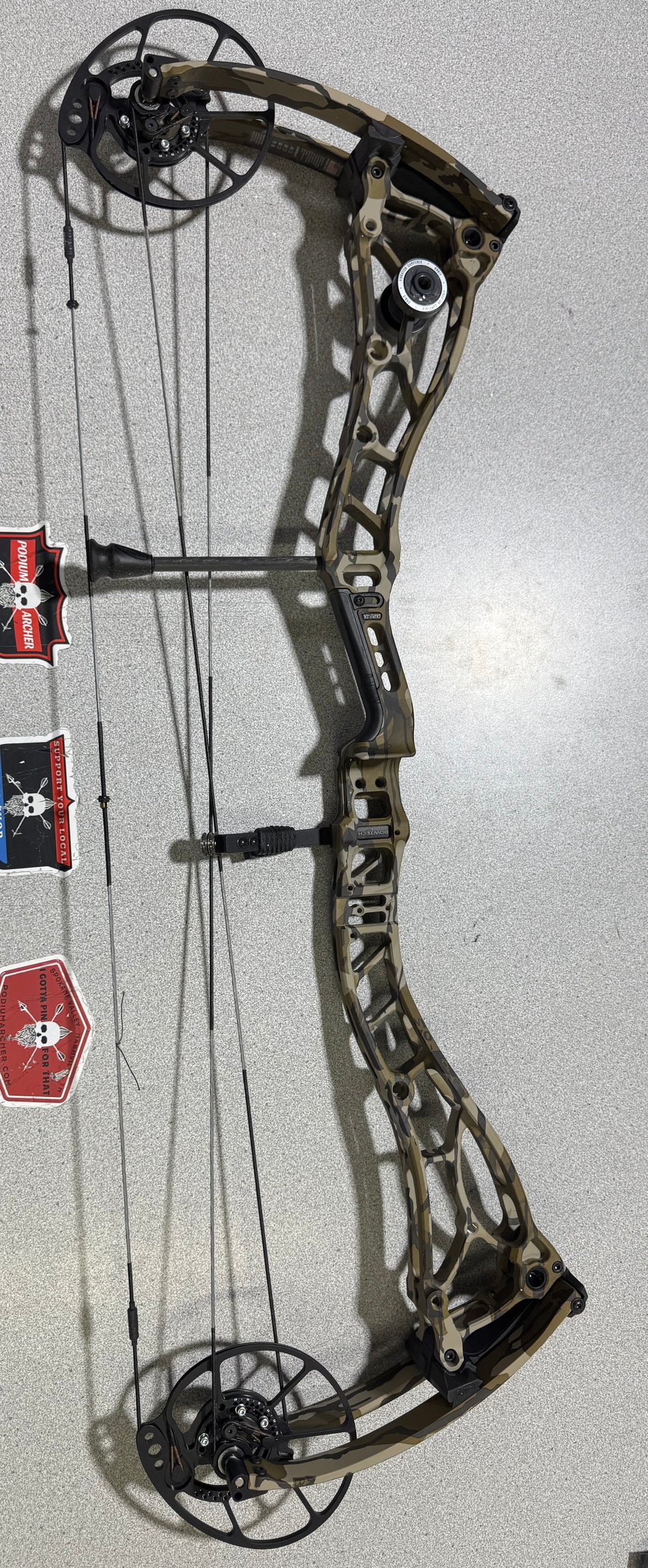 BOWTECH PROVEN 34 LD - RH/BOTTOMLANDS/70 - #BP34LDRHF70-1 - USED BOW!!!