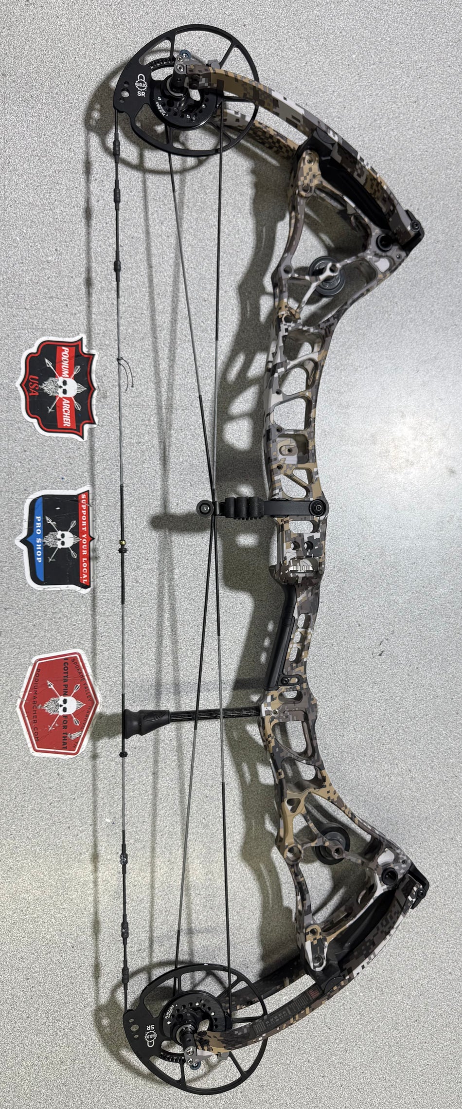 BOWTECH CORE SR - RH/ELEVATED II/70 - BTCSRRHEL70- 1 - USED BOW