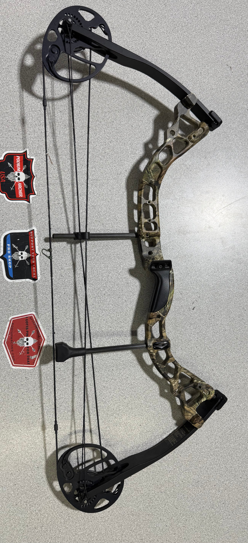 DIAMOND INFINITE EDGE PRO - LH/CAMO-BLACK/5-70#-DIEPLHCBLK70- USED BOW