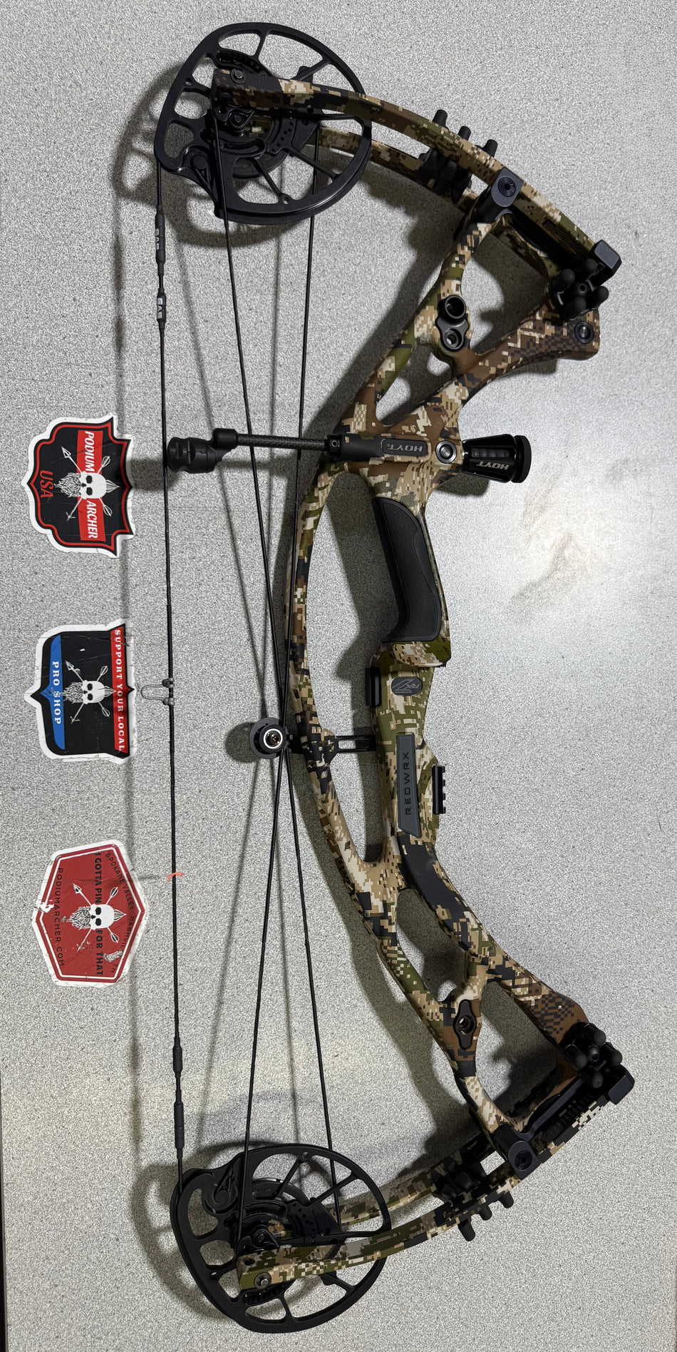 HOYT RX7 - RH/SUBALPINE/60 -3890- USED BOW