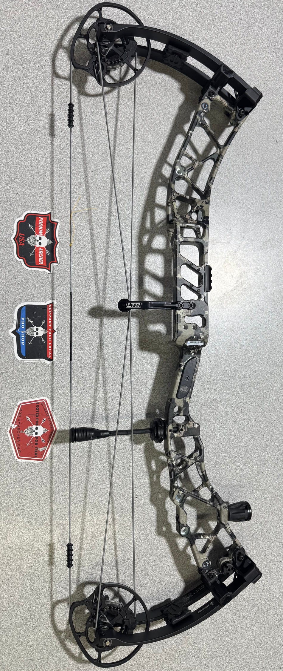 ELITE EXALT 35 - RH/XTERRAIN/70 -2747- USED BOW