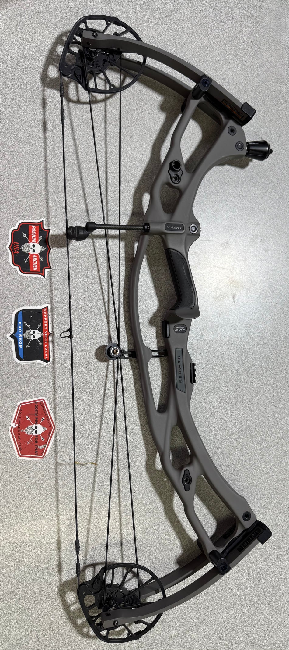 HOYT RX8 ULTRA - RH/TOMBSTONE/70 -2254- USED BOW