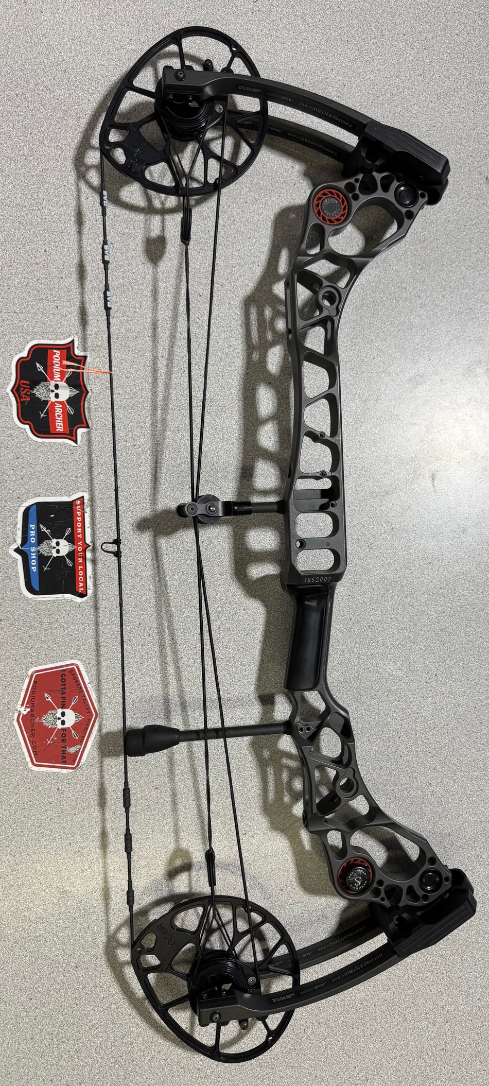 MATHEWS HALON 6 - RH/GRAY/70 -2007- USED BOW