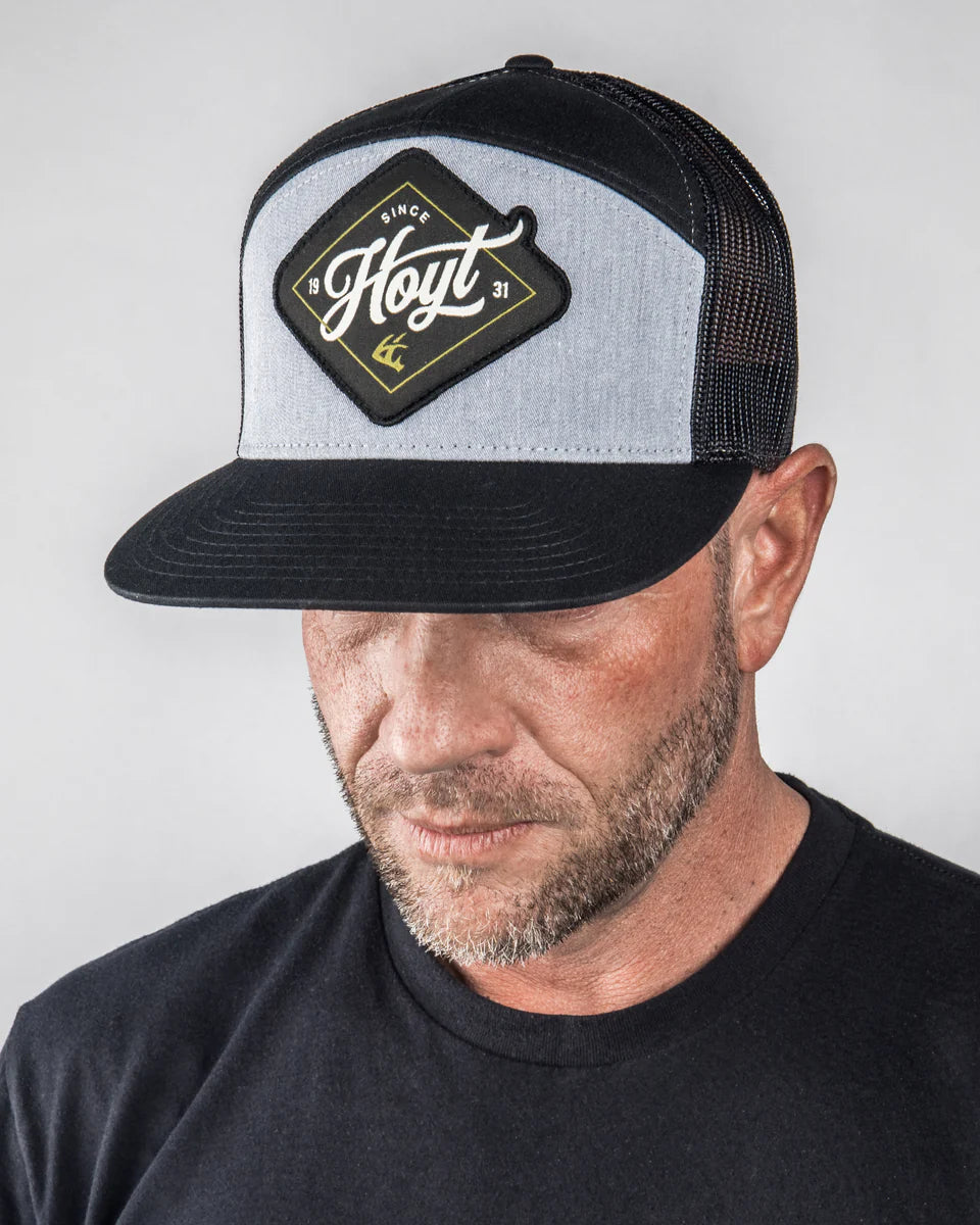 Hoyt top trucker hat