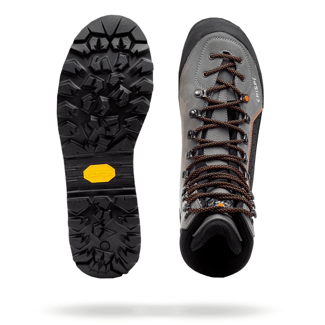 Crispi Briksdal Mtn non-insulated hunting boot in Grey/Black — upper material and outsole tread detail