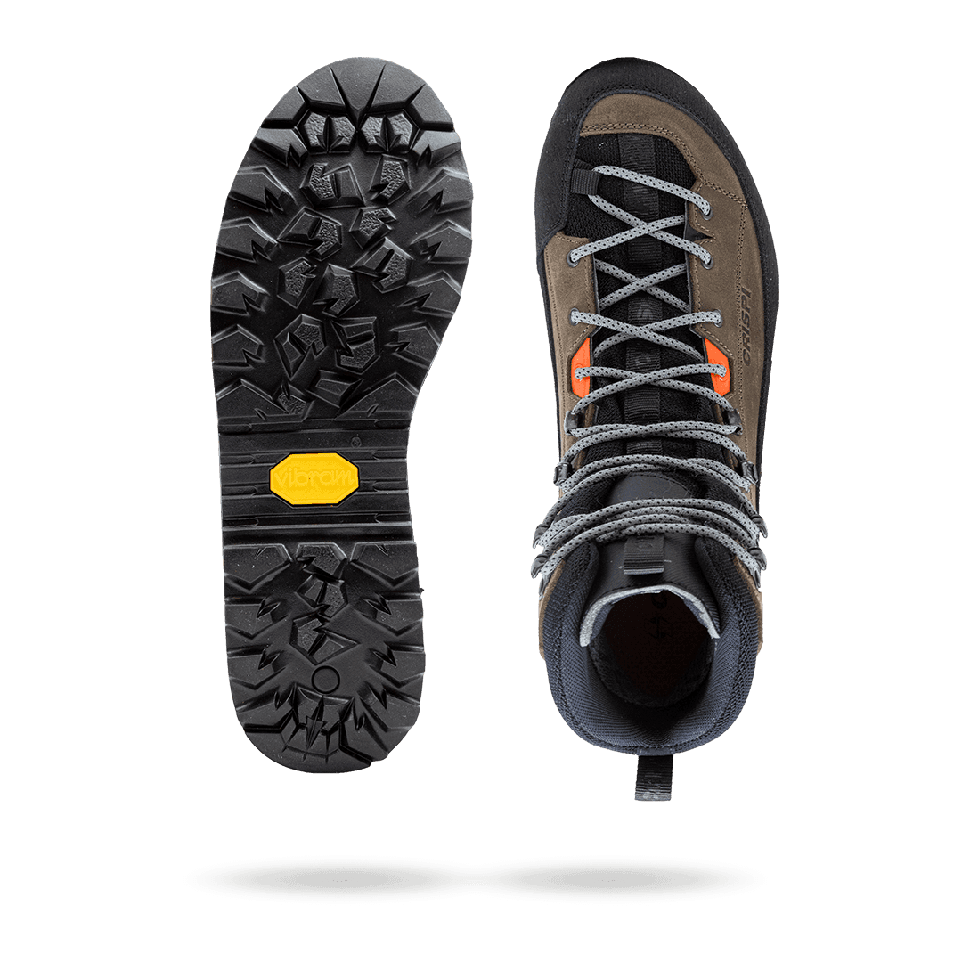Crispi Altitude non-insulated hunting boot in Brown — upper material and outsole tread detail