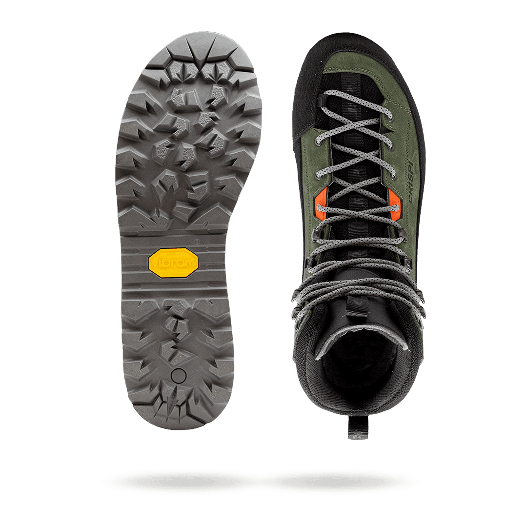 Crispi Altitude non-insulated hunting boot in Olive — upper material and outsole tread detail