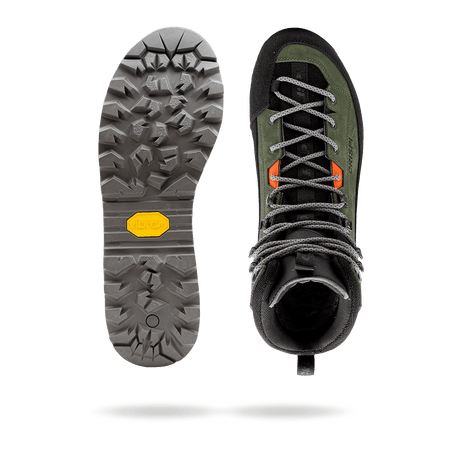 Crispi Altitude non-insulated hunting boot in Olive — upper material and outsole tread detail