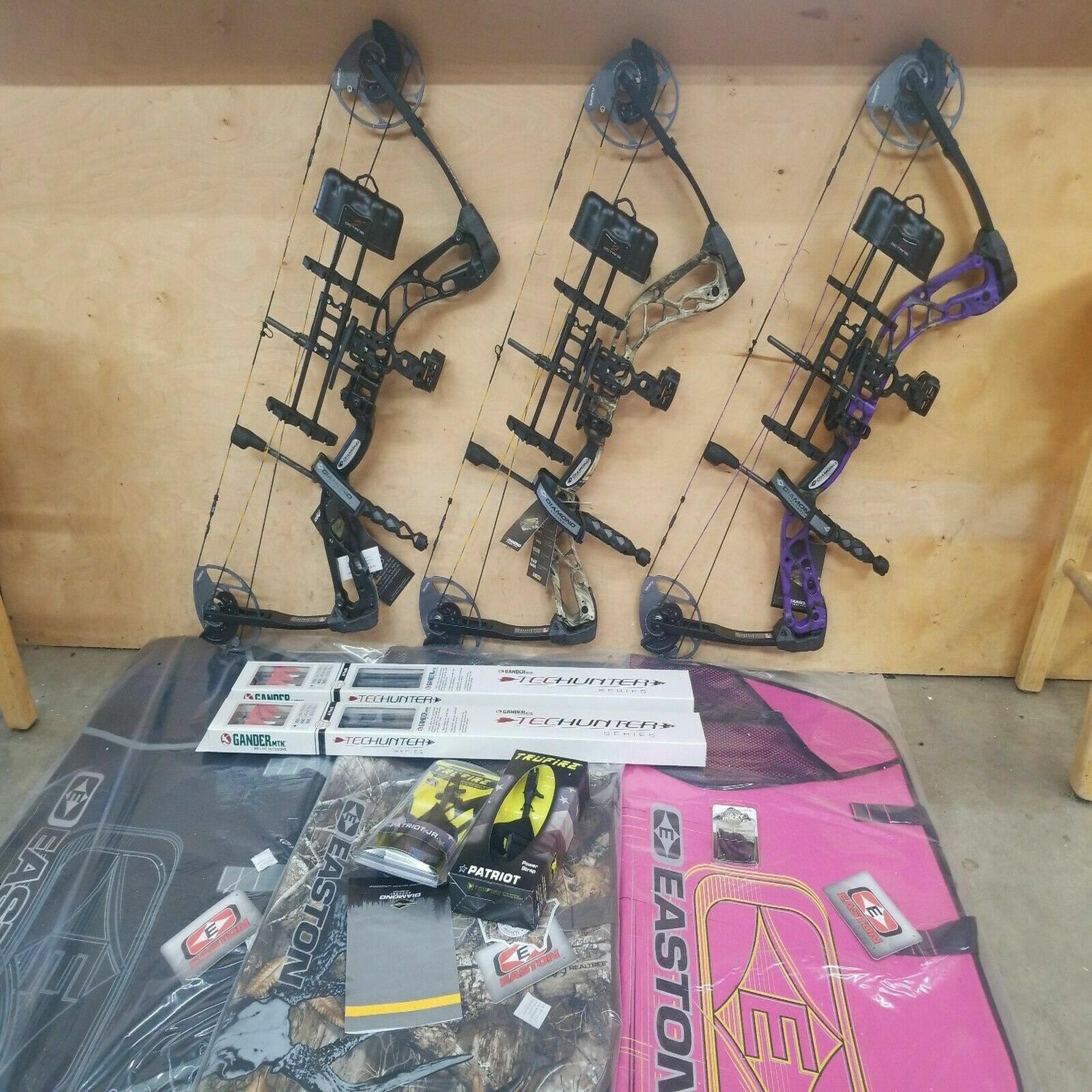 Diamond by Bowtech Edge 320 Bow Package