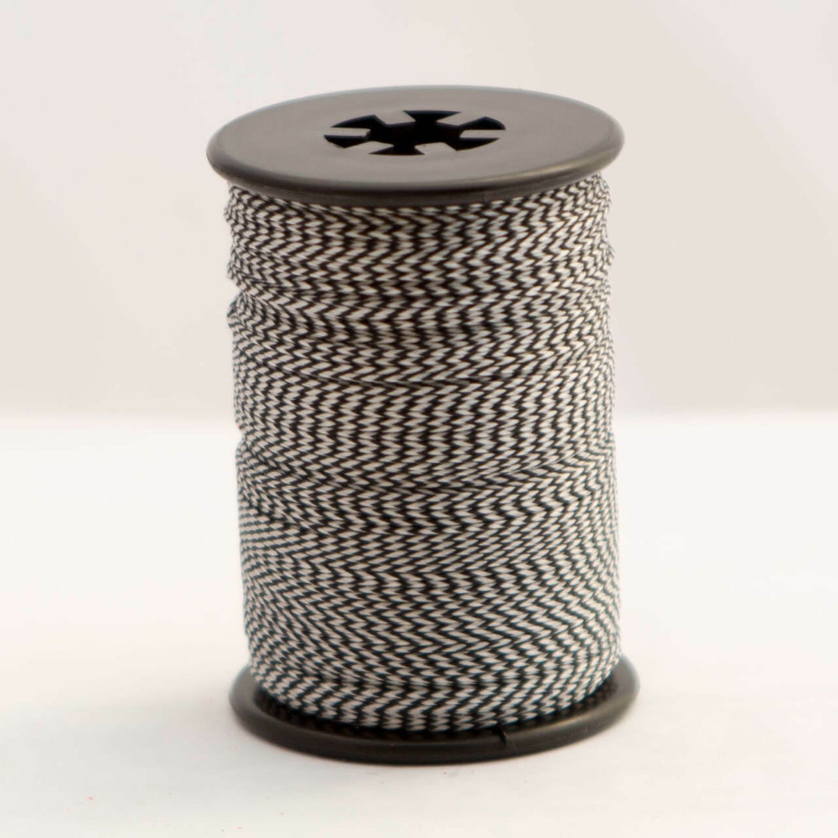 Bowstrings & String Making – Podium Archer